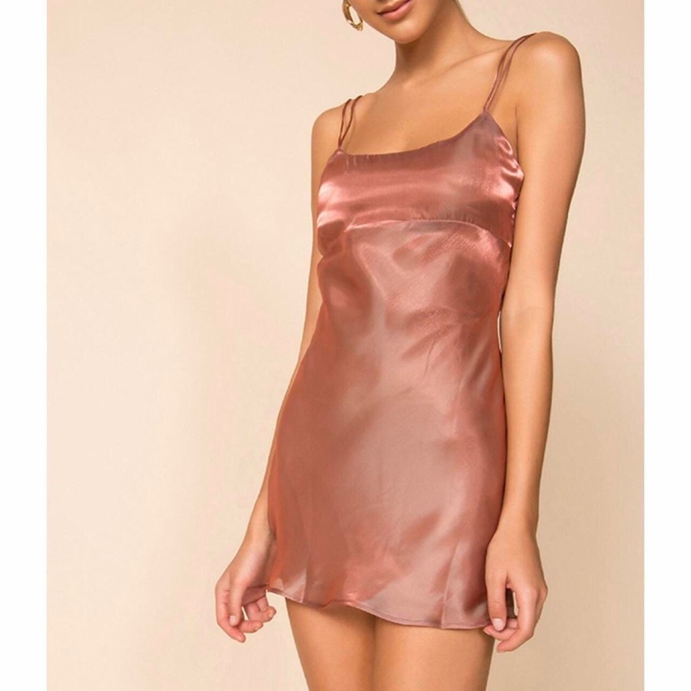 Superdown rose gold mini dress💖